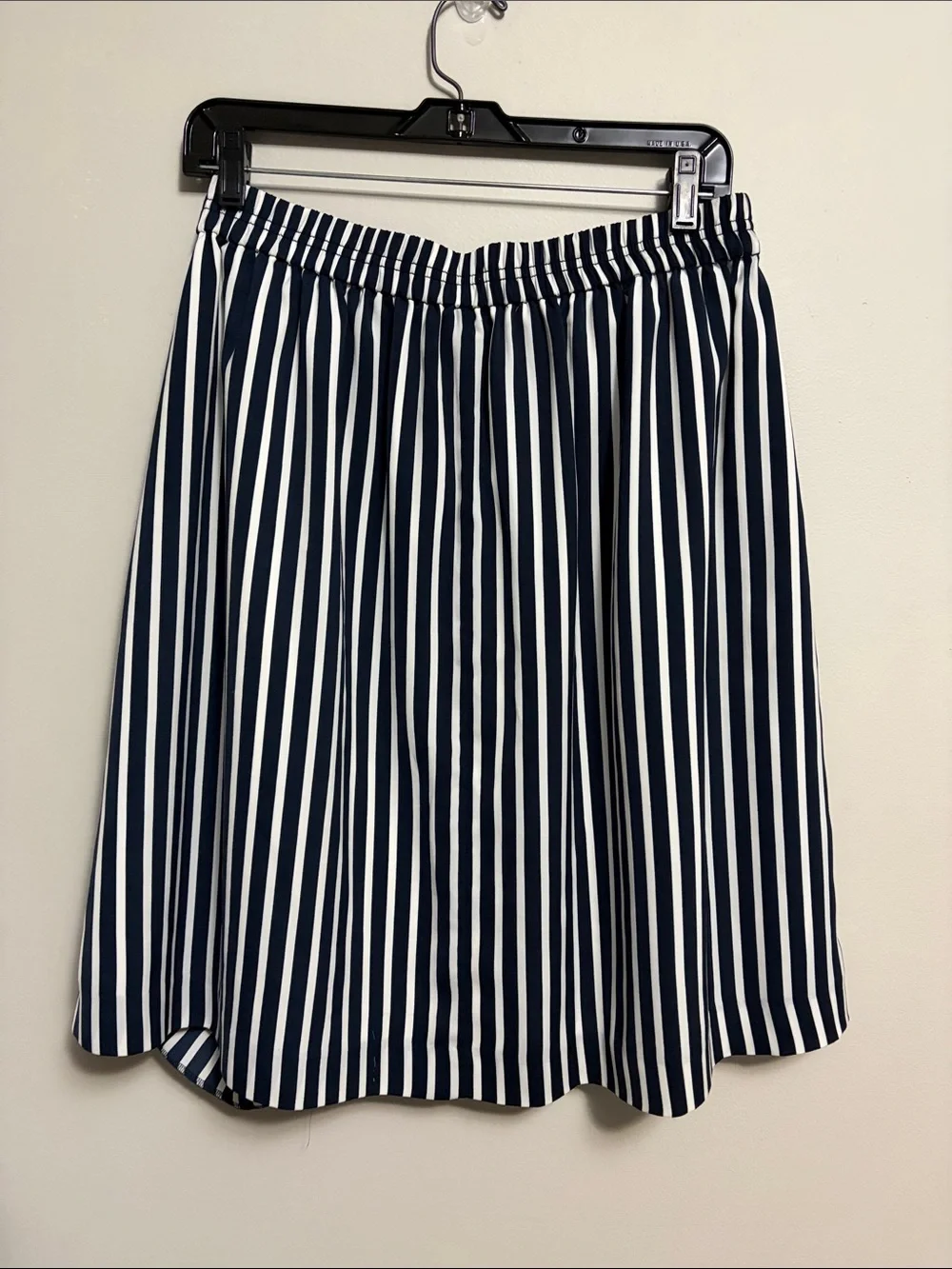 J. Crew Mercantile Navy and White Striped Skater Skirt Size 8 Stretchy lined - Picture 4 of 4